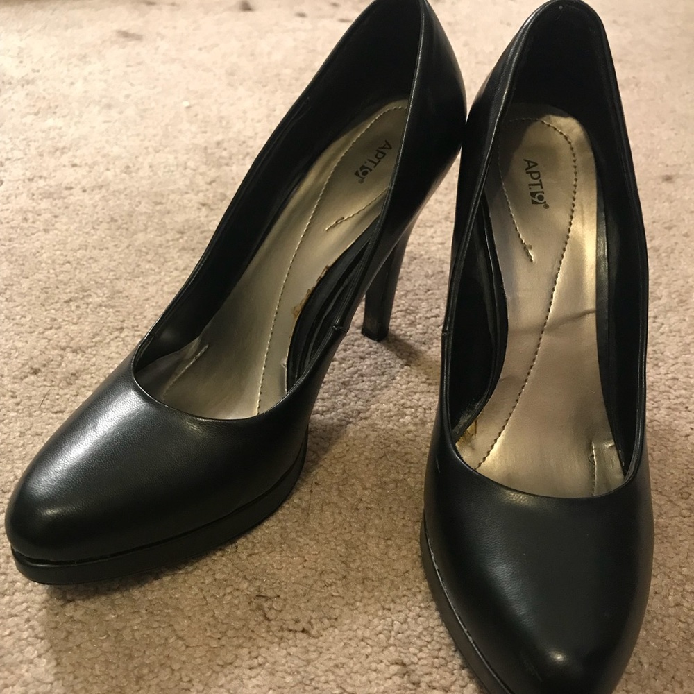 Black APT. 9 Heels